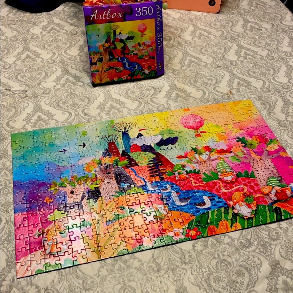 350 Piece Gnome Puzzle